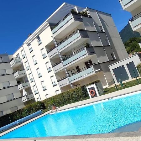 Superbe Appartement En Residence Avec Piscine. Альбервиль Экстерьер фото